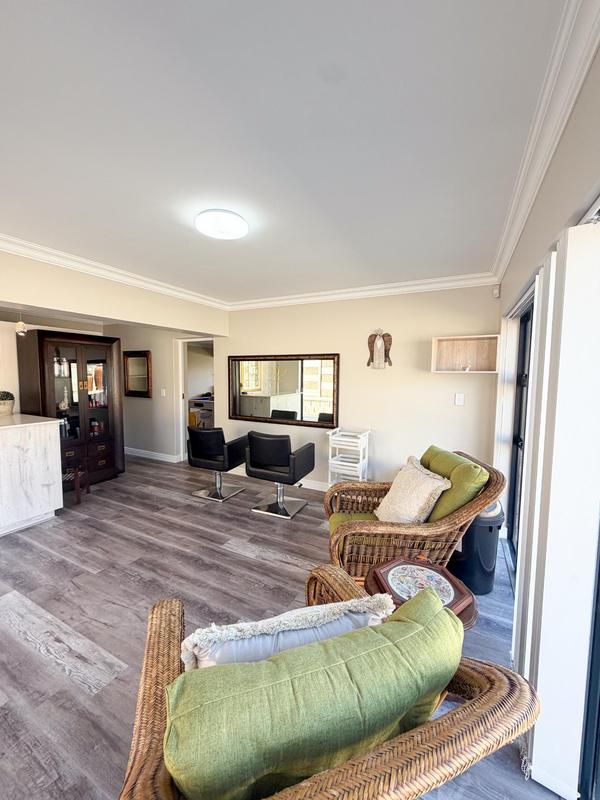 5 Bedroom Property for Sale in Reebok Western Cape